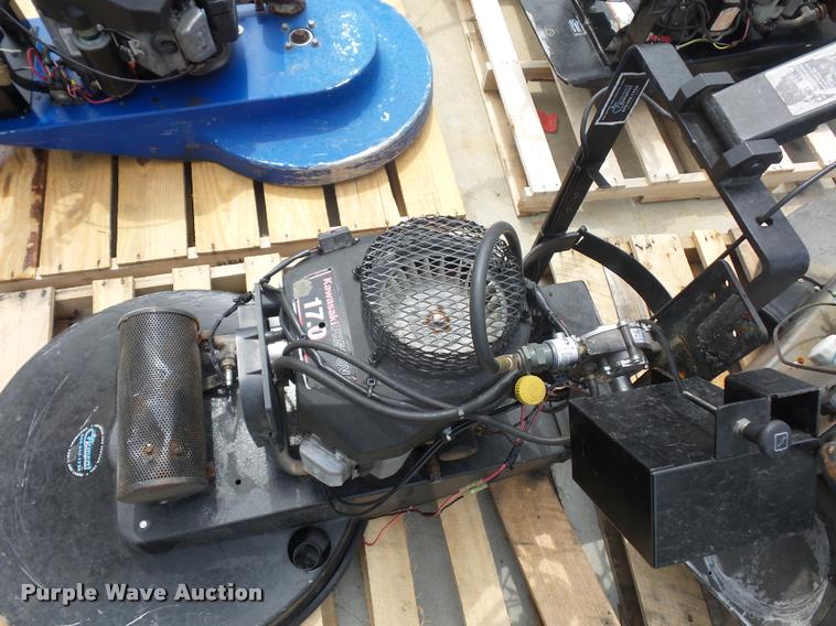 image for item BG9514 (4) floor burnishers