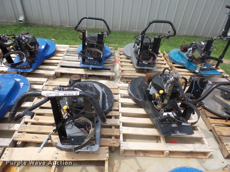 image for item BG9516 (4) floor burnishers