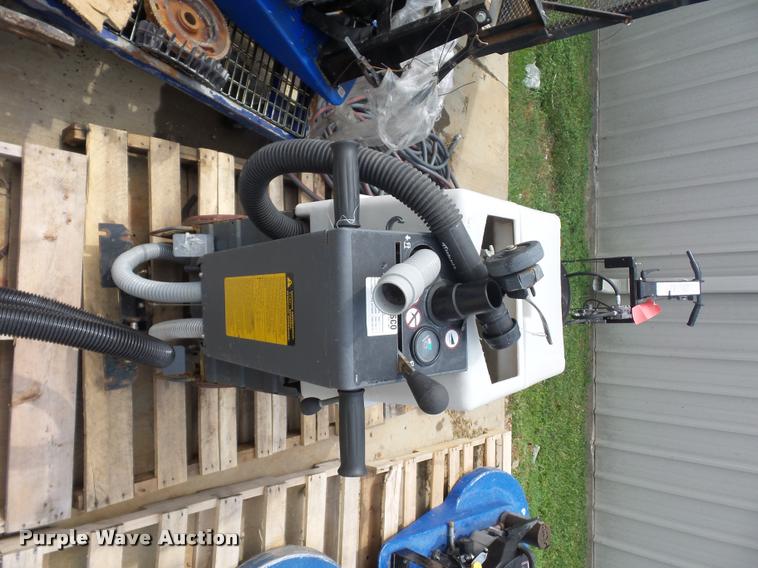 image for item BG9518 Floor cleaning equipment