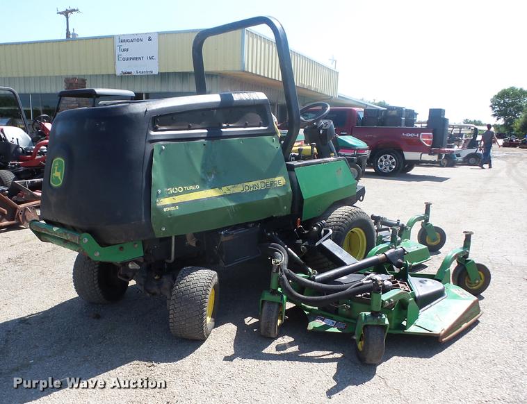 image for item BI9641 John Deere 1600 Series II wide area mower