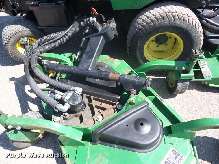 image for item BI9641 John Deere 1600 Series II wide area mower