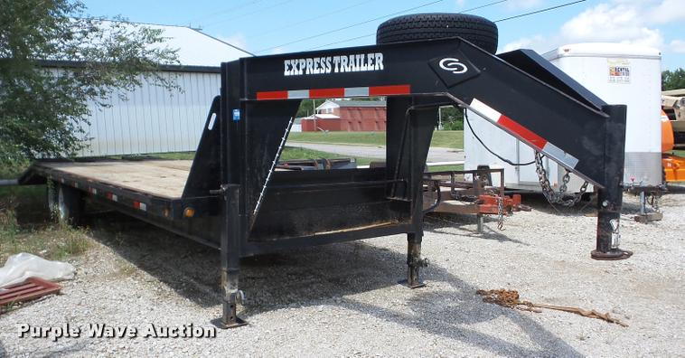 image for item BI9649 2013 T&B Weling and Trailers Express equipment trailer