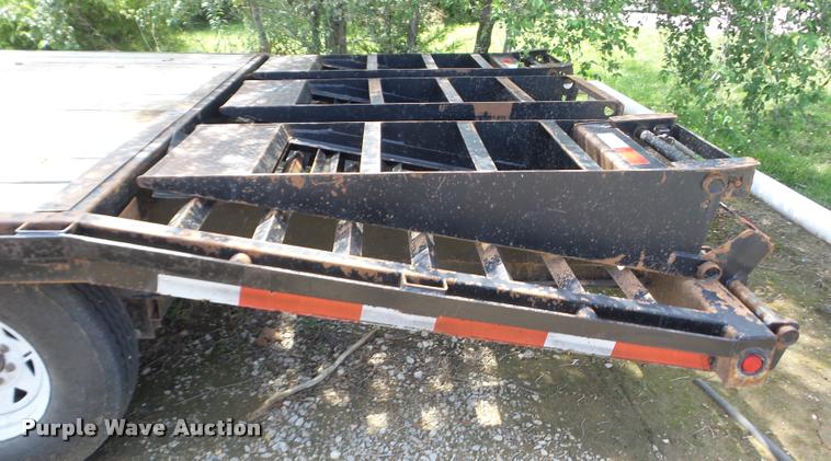 image for item BI9649 2013 T&B Weling and Trailers Express equipment trailer