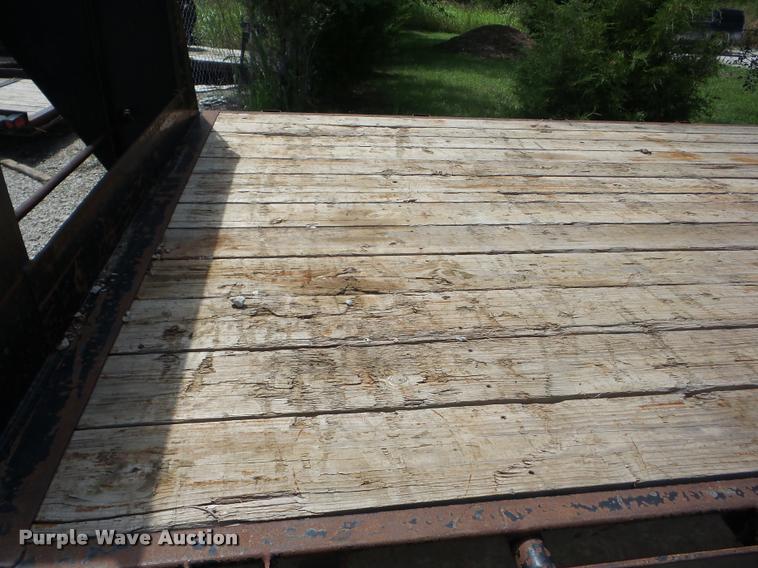 image for item BI9649 2013 T&B Weling and Trailers Express equipment trailer