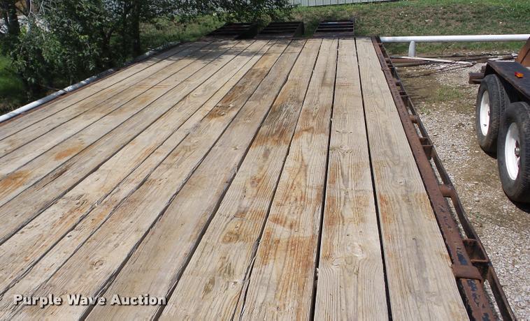 image for item BI9649 2013 T&B Weling and Trailers Express equipment trailer