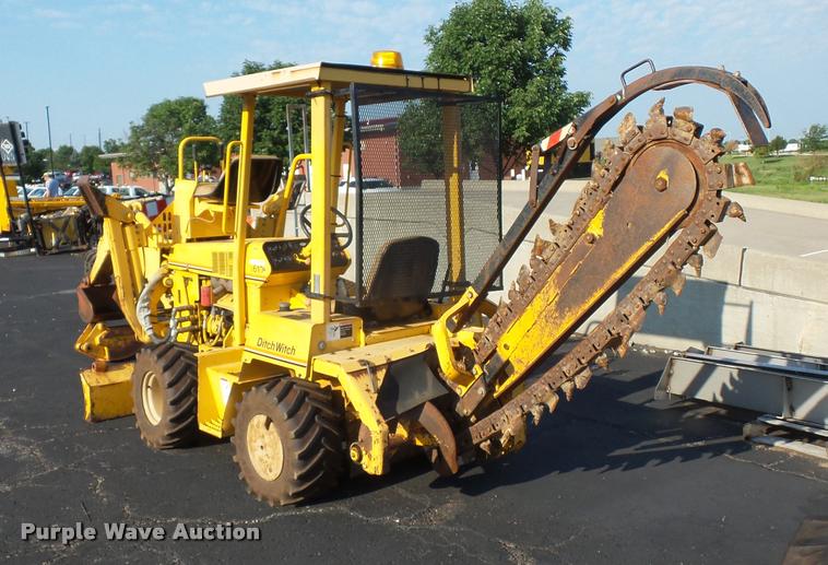 image for item BV9111 1996 Ditch Witch 3610 trencher