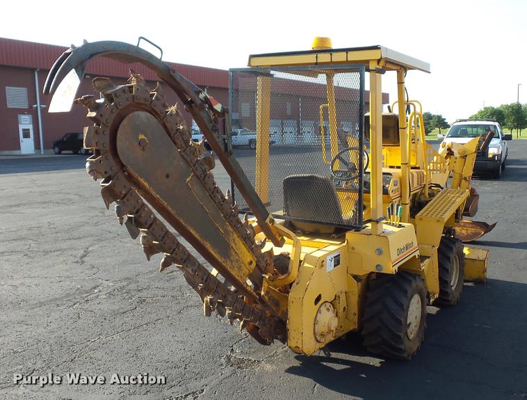 image for item BV9111 1996 Ditch Witch 3610 trencher