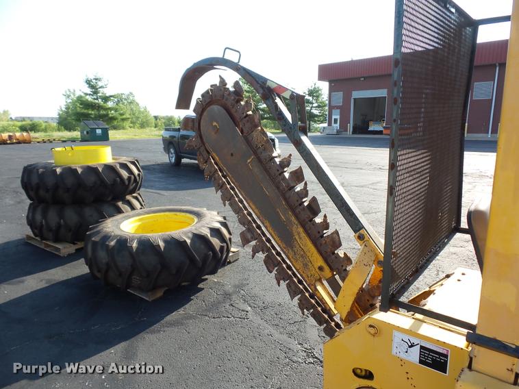 image for item BV9111 1996 Ditch Witch 3610 trencher