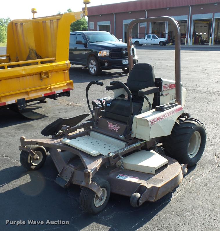 image for item BV9116 Grasshopper 325D ZTR lawn mower