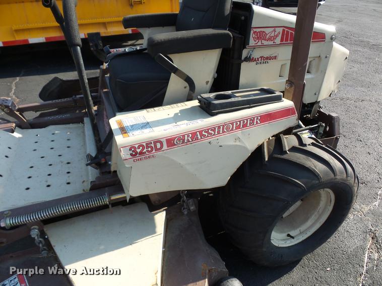 image for item BV9116 Grasshopper 325D ZTR lawn mower