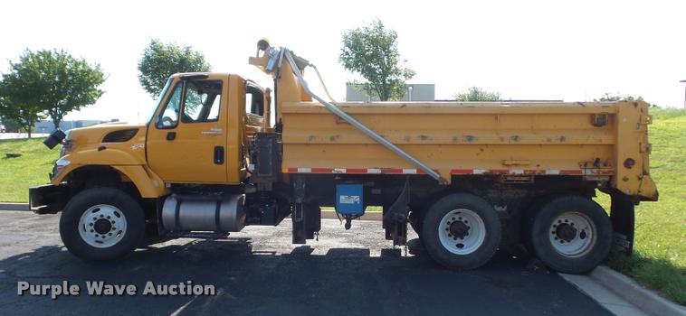image for item BV9124 2011 International WorkStar 7500 dump truck