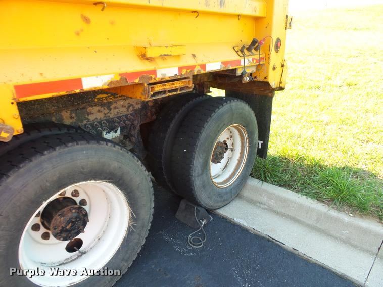 image for item BV9124 2011 International WorkStar 7500 dump truck