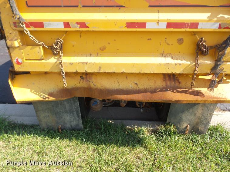 image for item BV9124 2011 International WorkStar 7500 dump truck