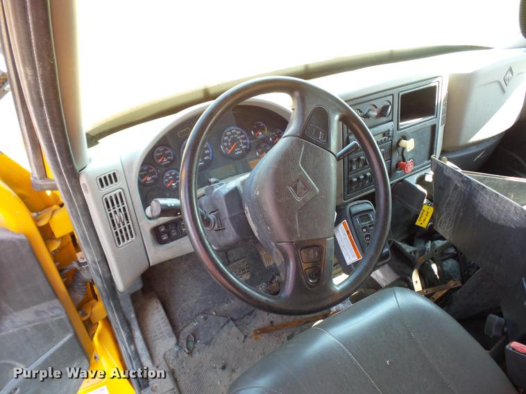 image for item BV9124 2011 International WorkStar 7500 dump truck