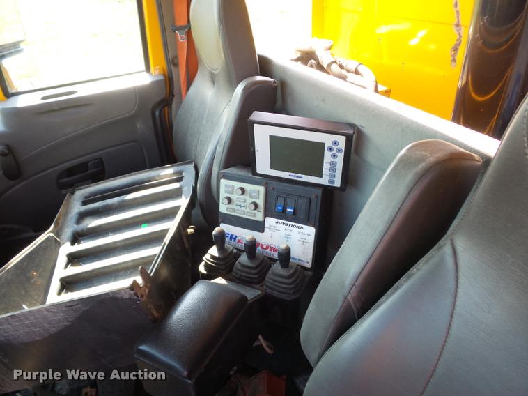 image for item BV9124 2011 International WorkStar 7500 dump truck