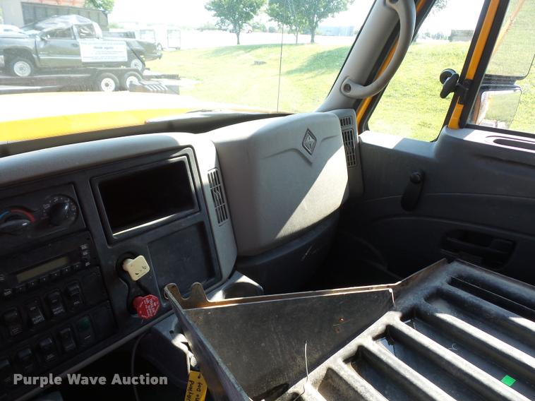 image for item BV9124 2011 International WorkStar 7500 dump truck
