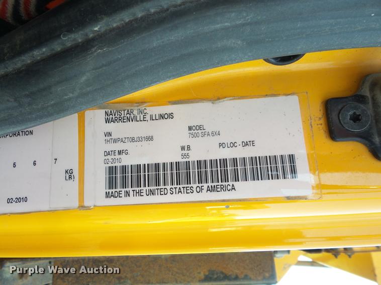 image for item BV9124 2011 International WorkStar 7500 dump truck