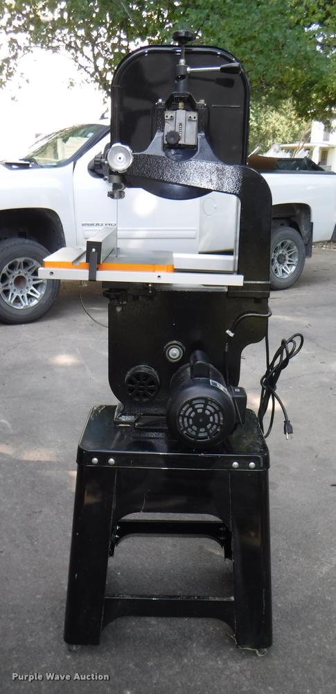 image for item BY9830 2013 Grizzly Deluxe bandsaw