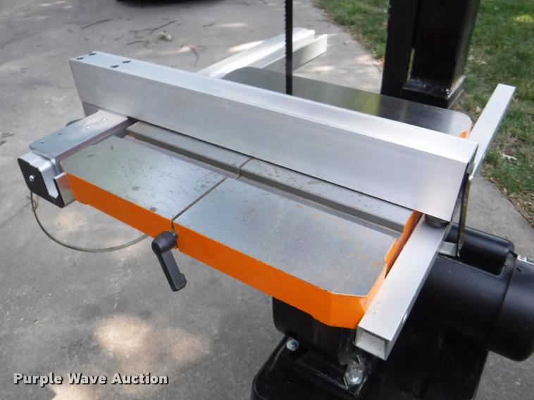 image for item BY9830 2013 Grizzly Deluxe bandsaw