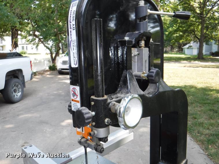 image for item BY9830 2013 Grizzly Deluxe bandsaw