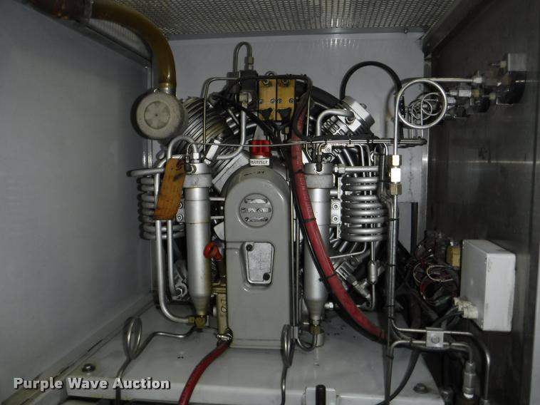 image for item BY9834 1995 Bauer UNII19-E3 air compressor