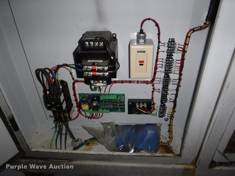 image for item BY9834 1995 Bauer UNII19-E3 air compressor