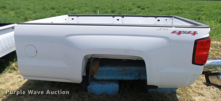 image for item CA9011 2015 Chevrolet Silverado pickup truck bed