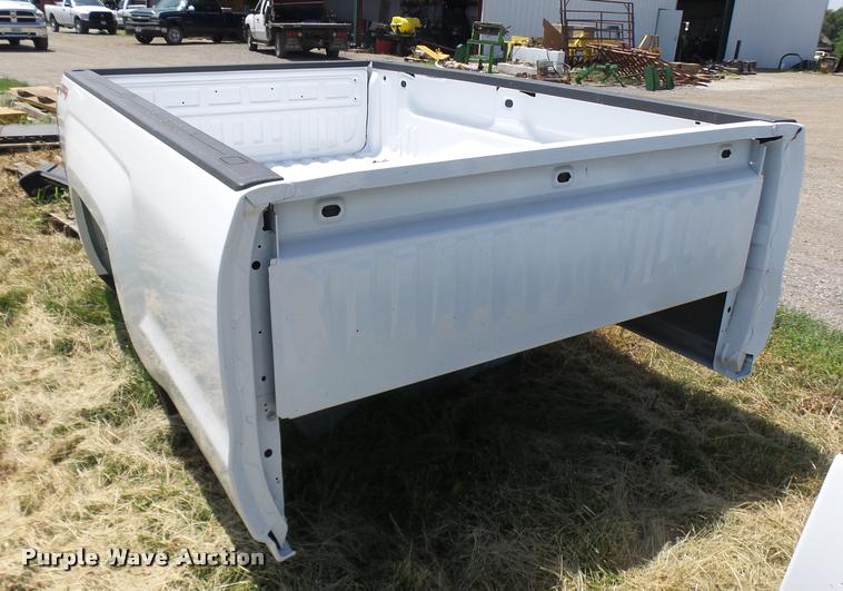 image for item CA9011 2015 Chevrolet Silverado pickup truck bed
