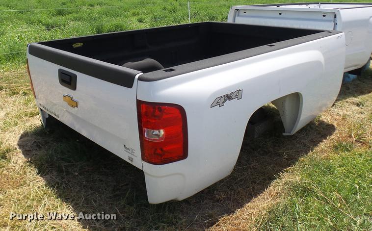 image for item CA9012 2007 Chevrolet Silverado pickup truck bed