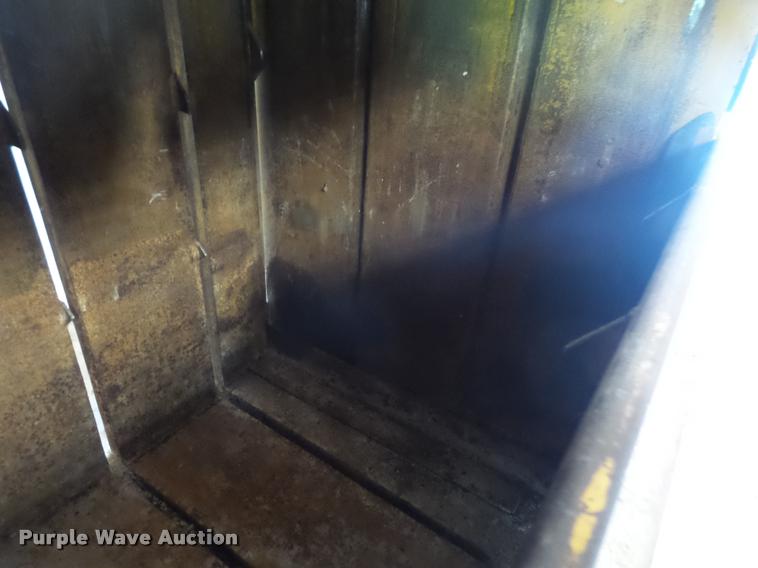 image for item DA1650 GPI M72 cardboard baler