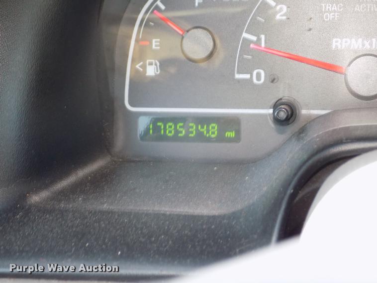 image for item DA3048 2003 Ford Windstar LX van