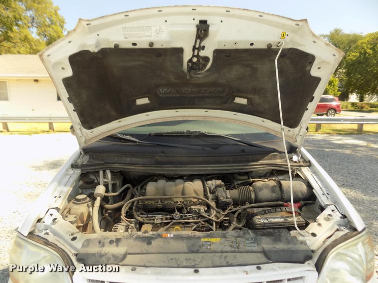 image for item DA3048 2003 Ford Windstar LX van