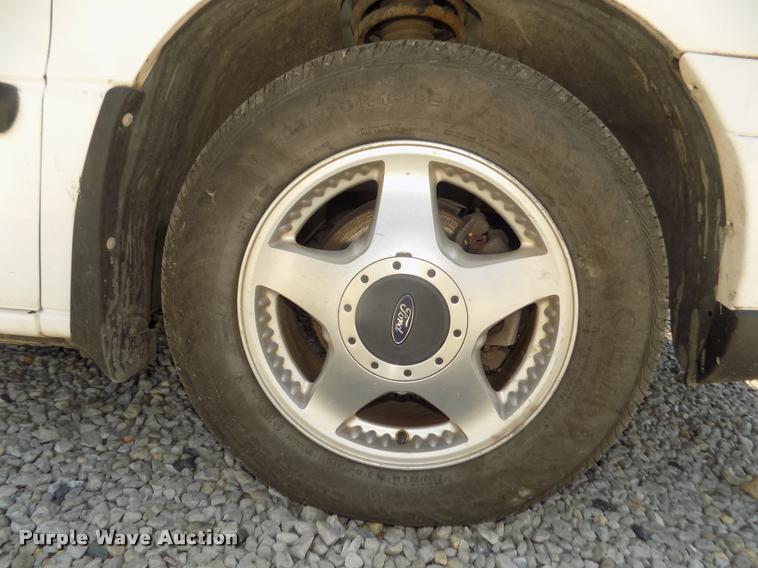 image for item DA3048 2003 Ford Windstar LX van