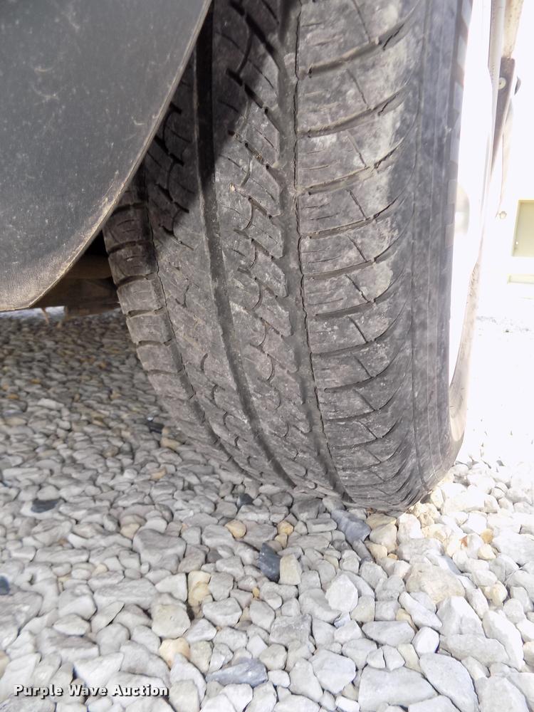 image for item DA3048 2003 Ford Windstar LX van