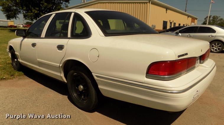 image for item DA3049 1997 Ford Crown Victoria Police Interceptor