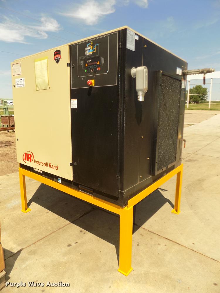 image for item DA3060 2010 Ingersoll Rand TA/40HP air compressor