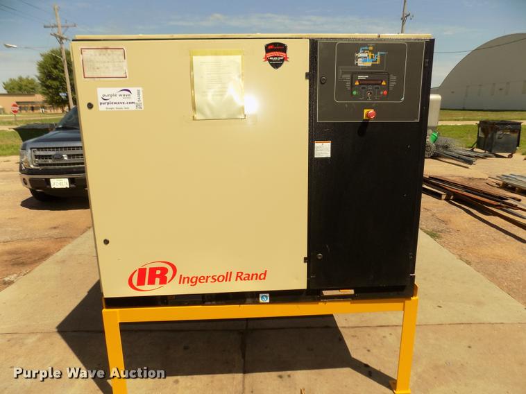 image for item DA3060 2010 Ingersoll Rand TA/40HP air compressor