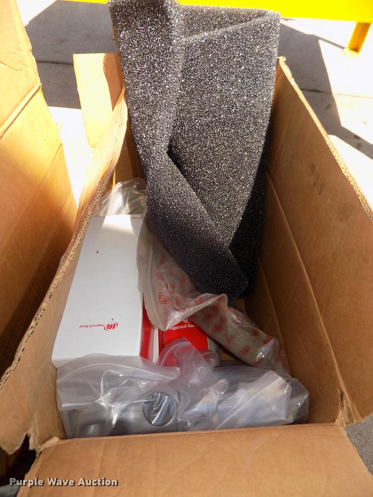 image for item DA3060 2010 Ingersoll Rand TA/40HP air compressor