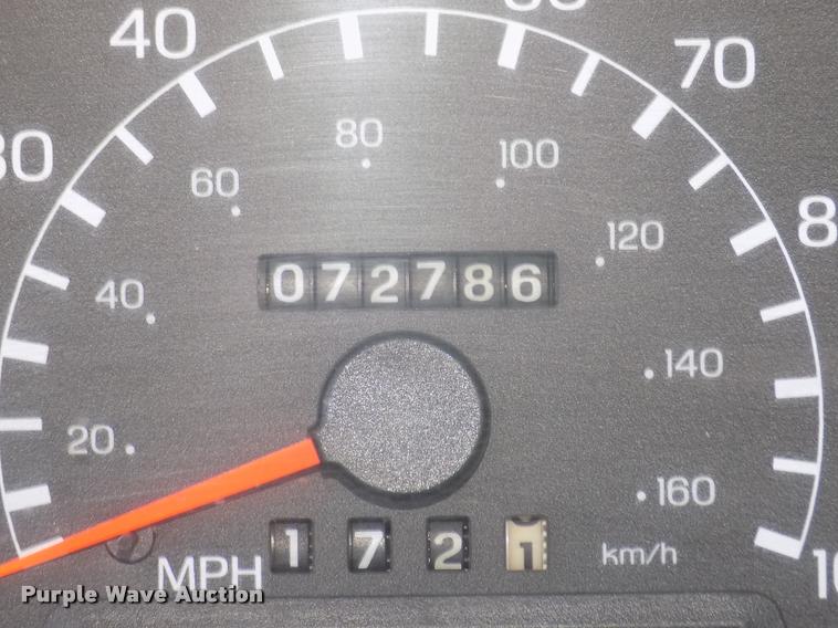 image for item DA3067 2000 Ford F650 Super Duty XL box truck