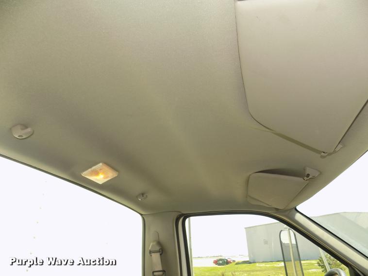 image for item DA3067 2000 Ford F650 Super Duty XL box truck