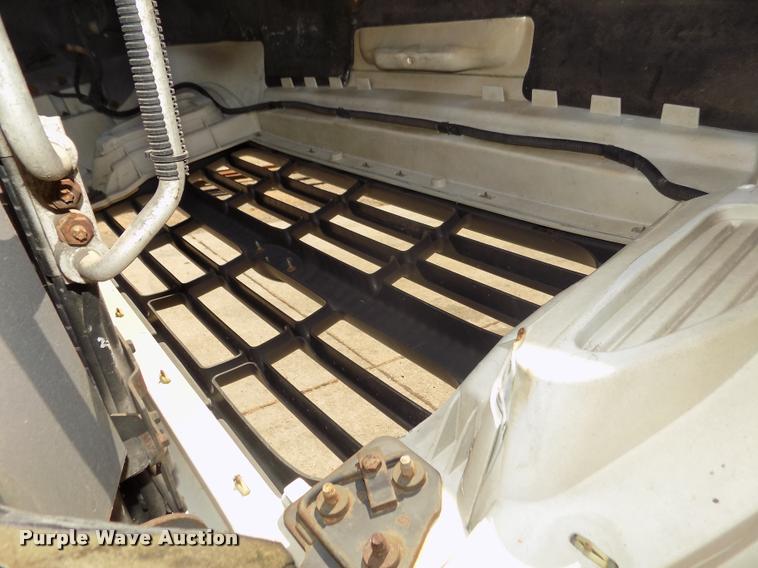 image for item DA3067 2000 Ford F650 Super Duty XL box truck