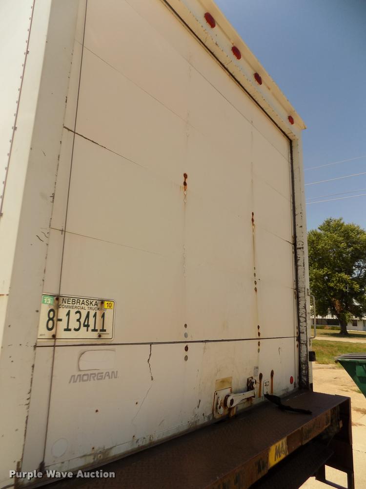 image for item DA3067 2000 Ford F650 Super Duty XL box truck