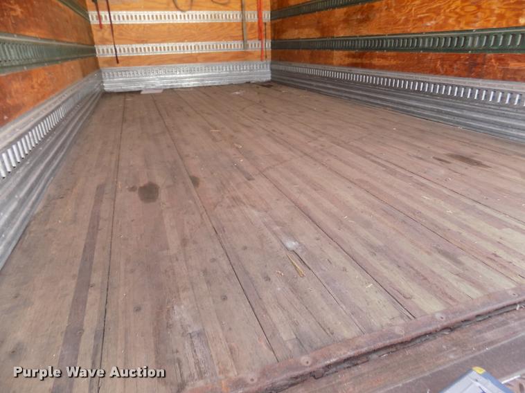 image for item DA3067 2000 Ford F650 Super Duty XL box truck