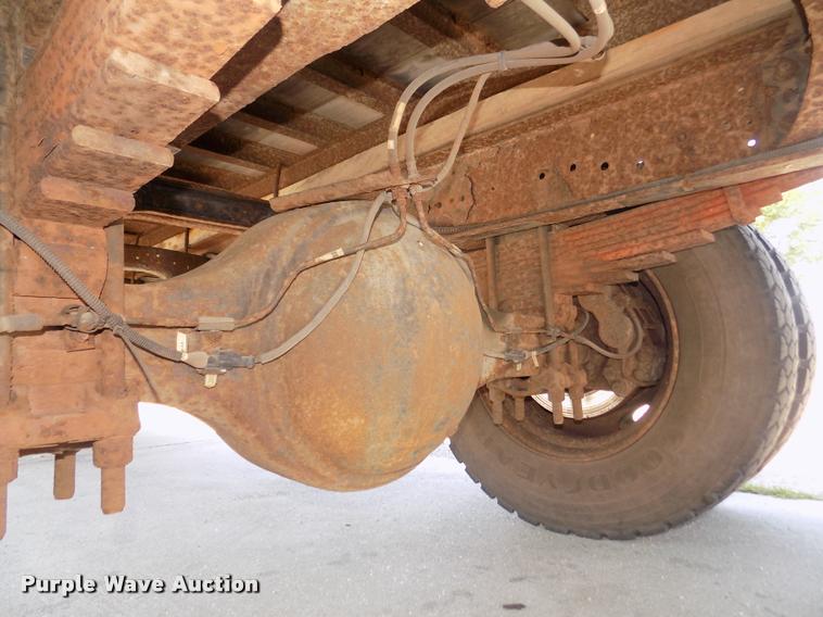 image for item DA3067 2000 Ford F650 Super Duty XL box truck