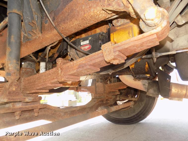 image for item DA3067 2000 Ford F650 Super Duty XL box truck