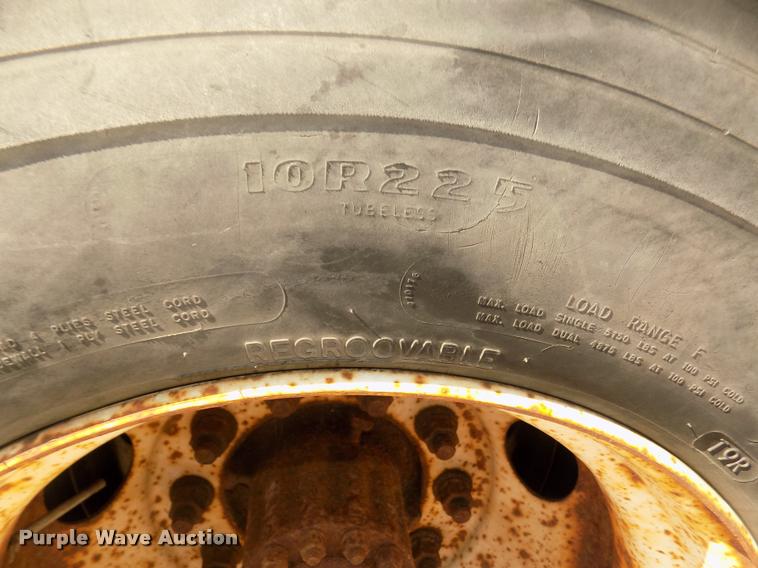 image for item DA3067 2000 Ford F650 Super Duty XL box truck