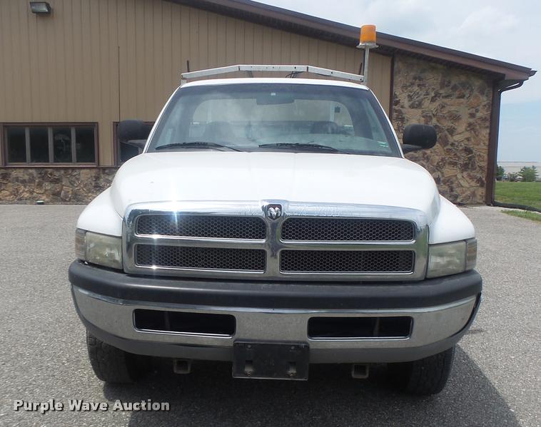 image for item DB1403 2001 Dodge Ram 2500 utility bed pickup truck