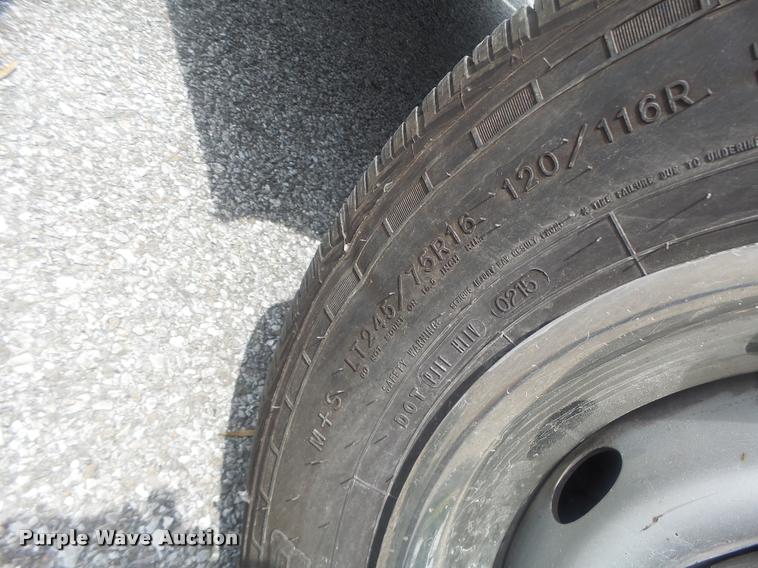 image for item DB1403 2001 Dodge Ram 2500 utility bed pickup truck