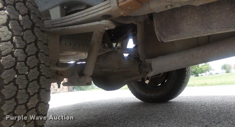 image for item DB1403 2001 Dodge Ram 2500 utility bed pickup truck