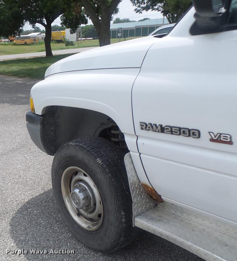 image for item DB1403 2001 Dodge Ram 2500 utility bed pickup truck